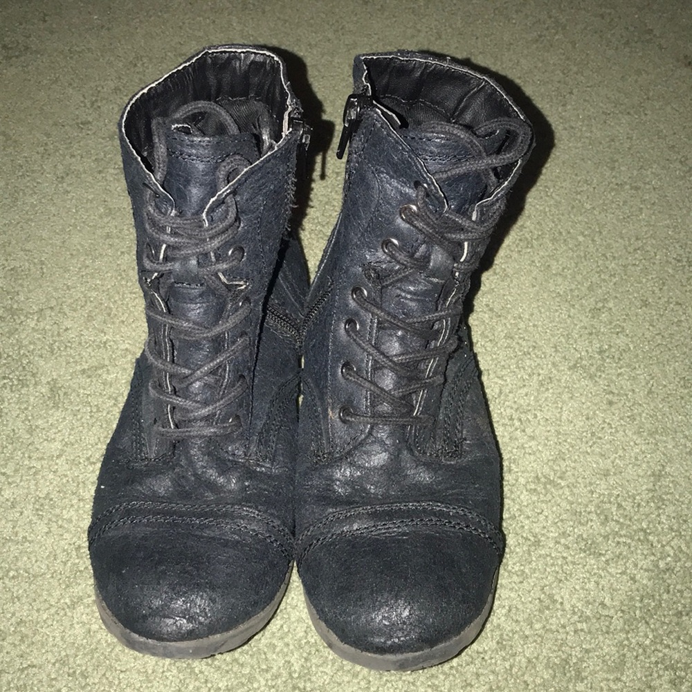 Steve Madden girls combat boots